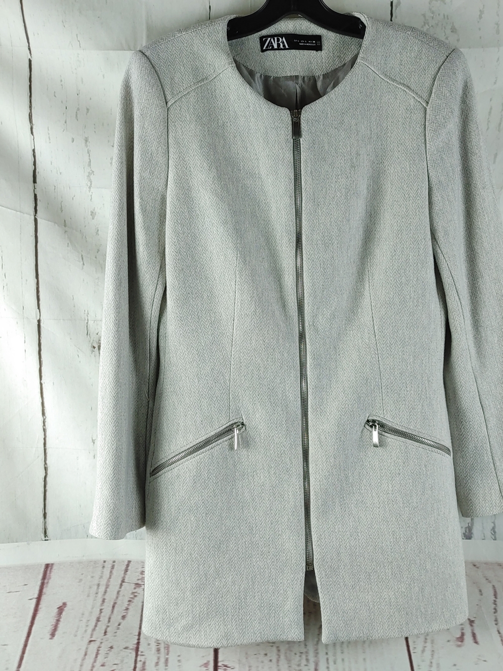 Zara Women’s L Gray Herringbone Collarless Longline Zip Coat Jacket Modern Style